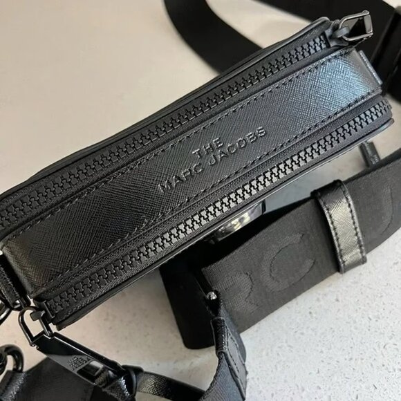 NWT Marc Jacobs the SNAPSHOT Crossbody Bag Black - Picture 4 of 5